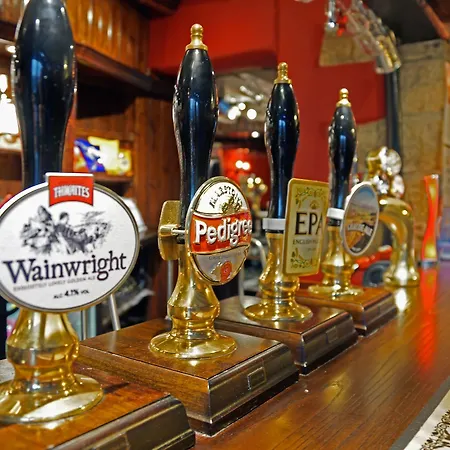 Devonshire Arms Hotell 2*